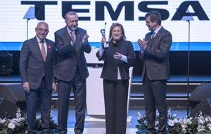 Temsa presented its electrical bus to the President Recep Tayyip Erdoğan
